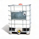 1250 Litre 330 Gallon Reconditioned IBC Tote with 2 Inch Ball Valve and Quick-Connect/Camlock
