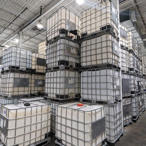 used as is ibc totes unwashed and fully drained 1000 litre 275 gallon ibc totes 60pc truckload